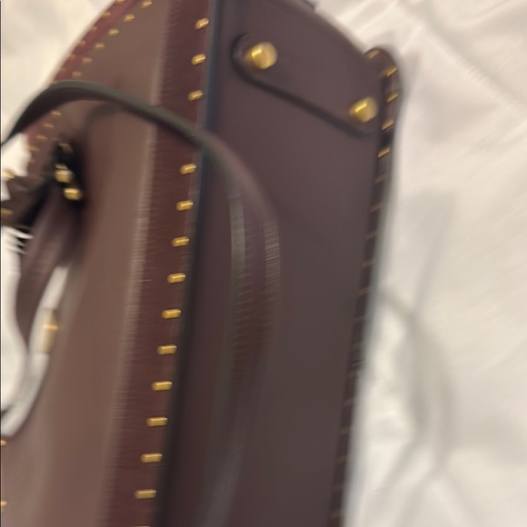 VINTAGE NWOT COACH Brown Leather Satchel with Gold Accents - Picture 5 of 10